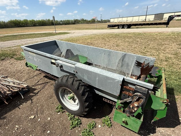 Image for Schertz-Cibolo-Universal City Independent School District (Surplus) - Schertz, TX 78154