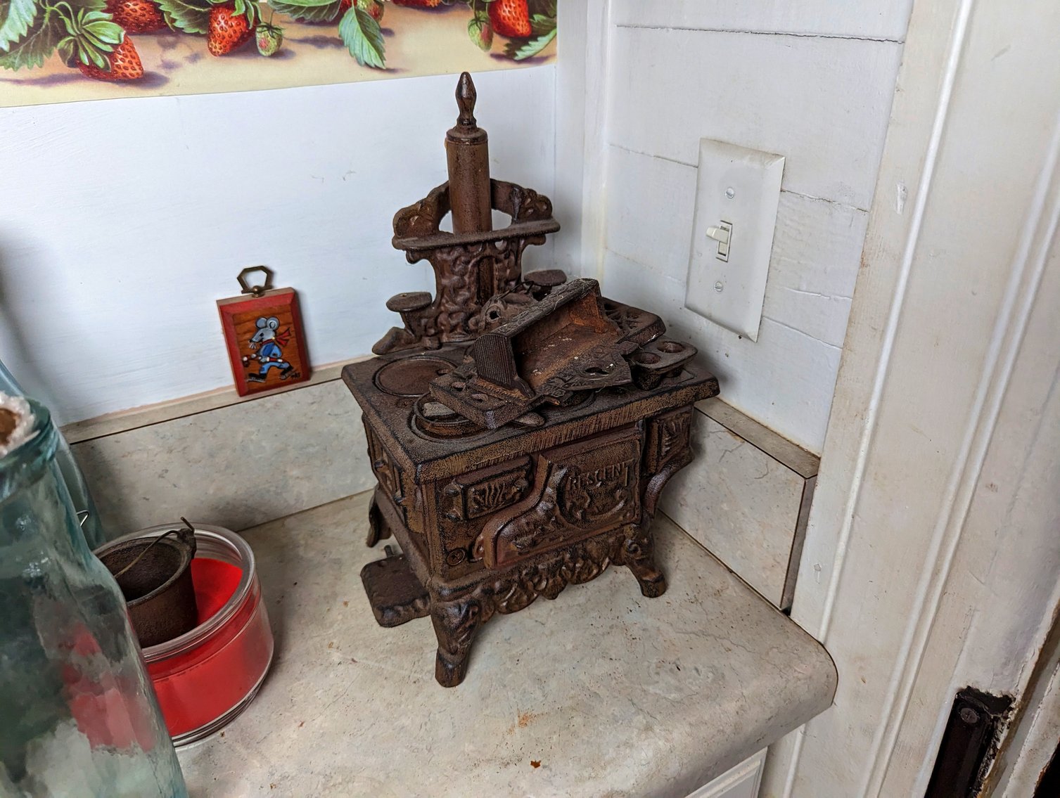 Image for Glenn and Joy Darnell Estate Auction