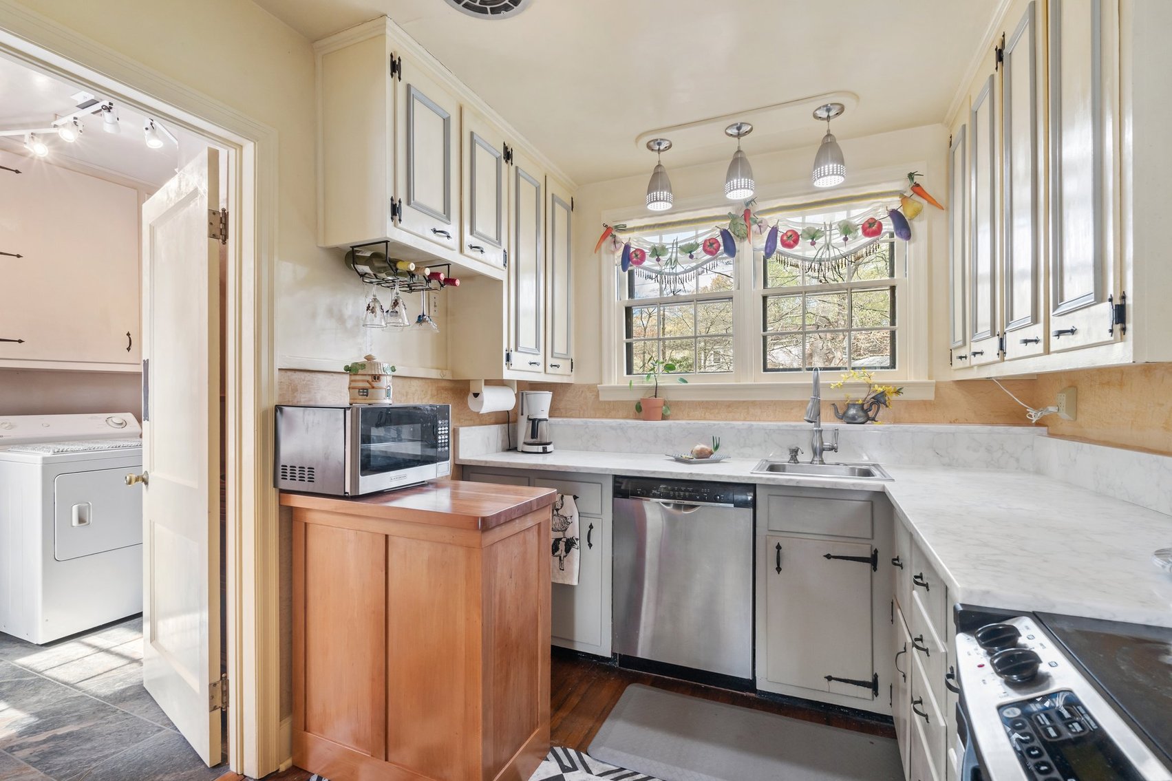 Image for 4 Bedroom Home in Warwick on the James - Newport News VA