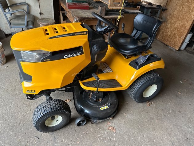 Image for Eva Novak Personal Property Auction