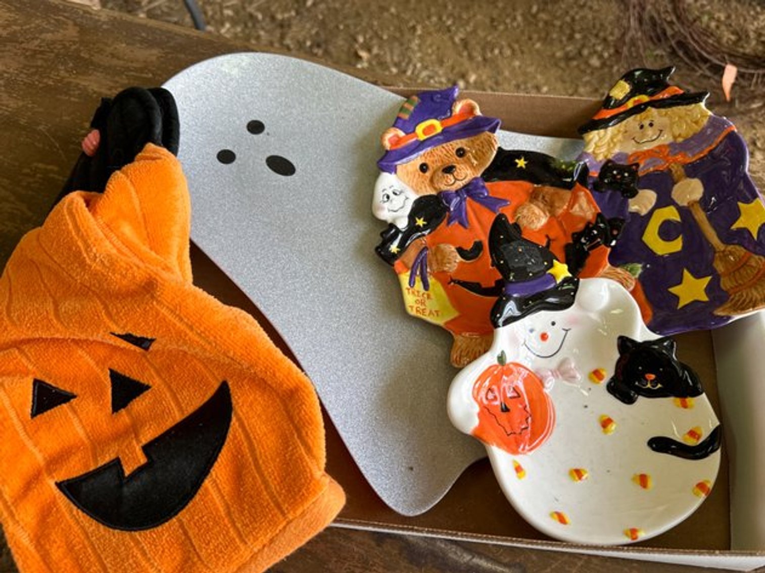 Image for County Road Y Auction