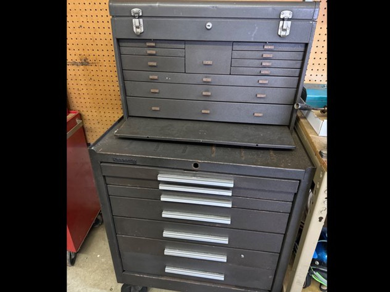 Image for Zuehl Moving Auction