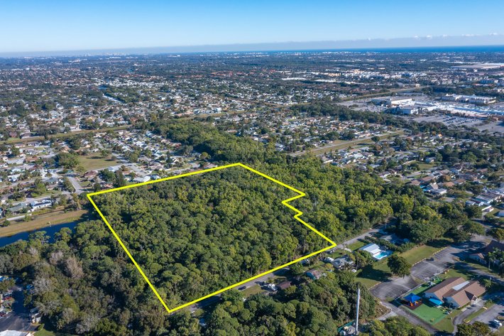 Image for Real Estate Auction - By Order of the Palm Beach County Housing Authority