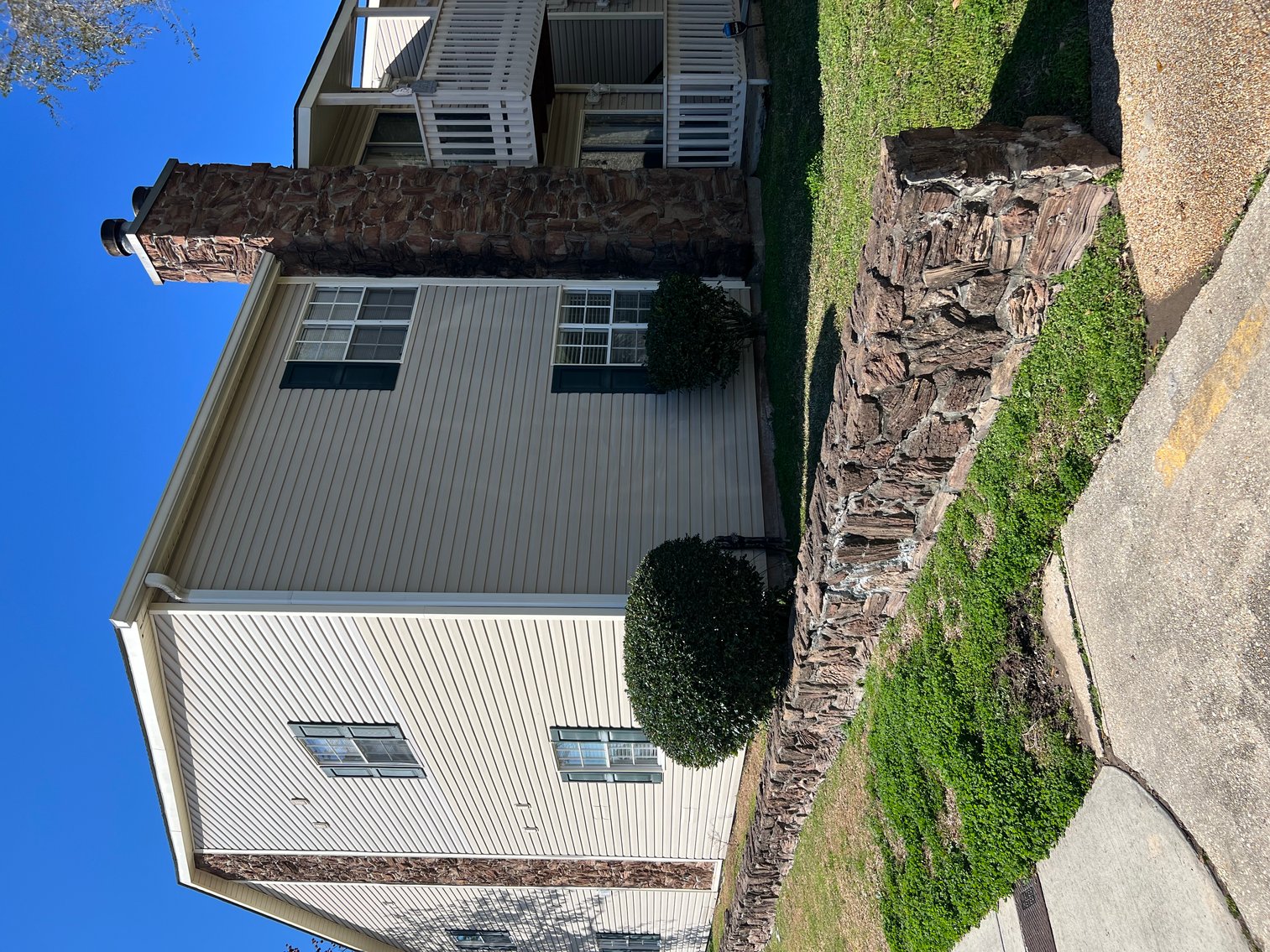 Image for SOLD! $127,600 - Chateau Estates Condo