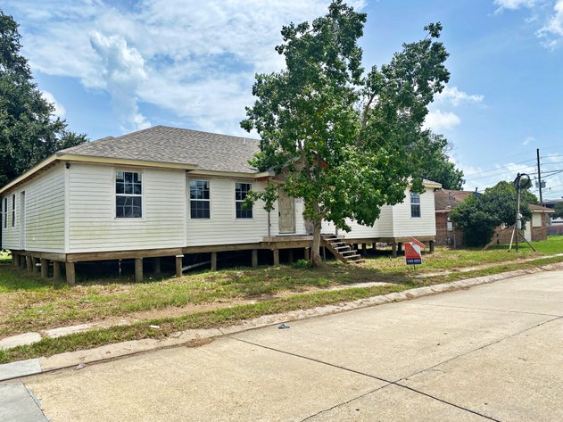 Image for Bank Ordered REO Double - Online Auction - Violet, LA