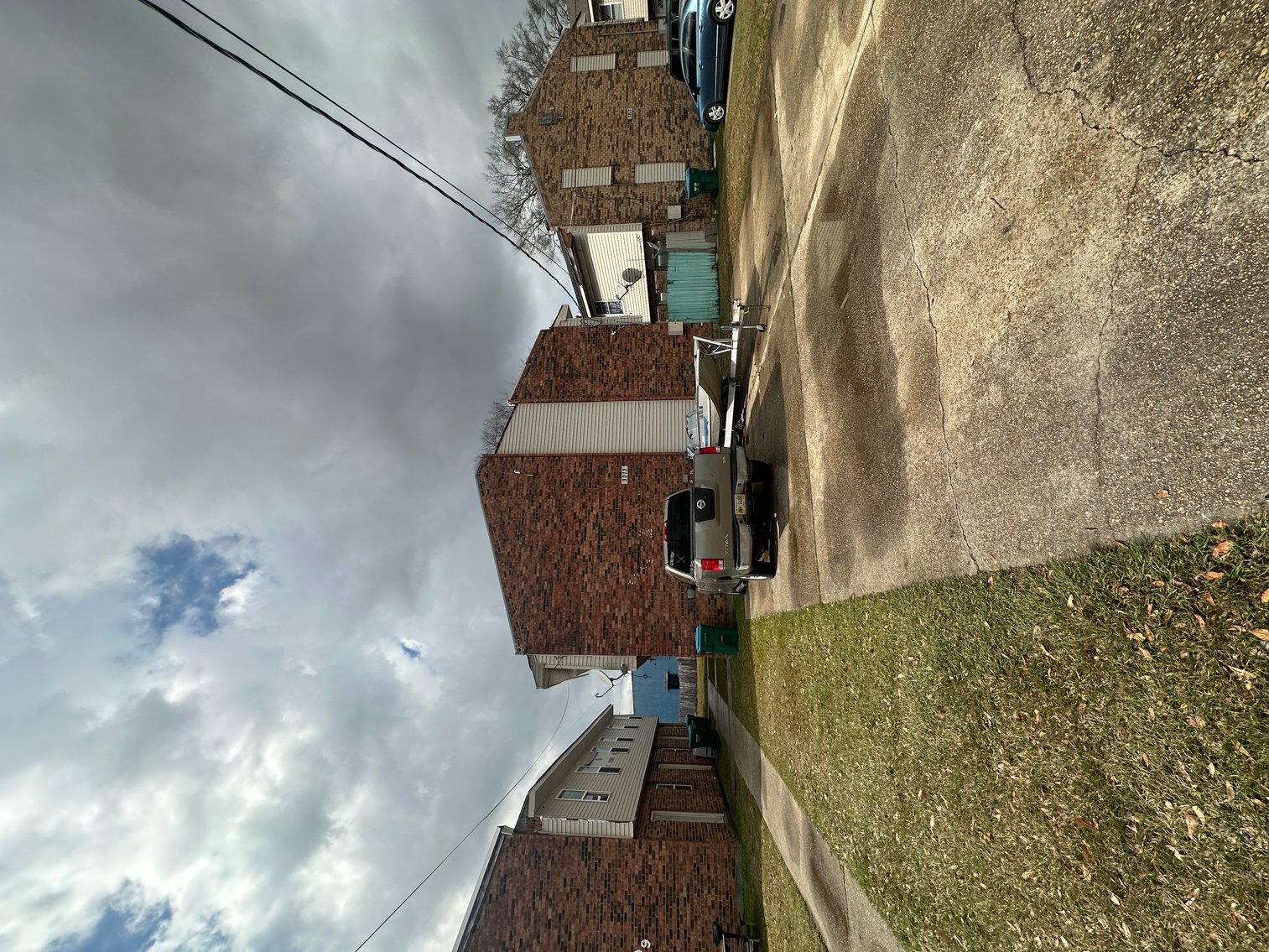 Image for KENNER 3-PLEX ONLINE AUCTION-GREAT RENTS