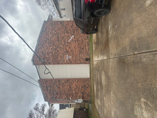 Image for TRI-PLEX KENNER ONLINE AUCTION