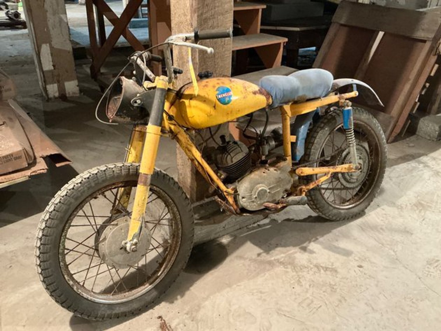 Image for Warehouse Clean-Out Auction: Estate & Storage Items