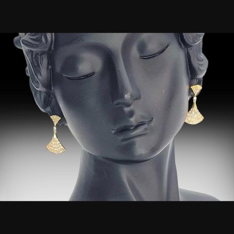 Image for December 2023 Glamorous Gifts Auction