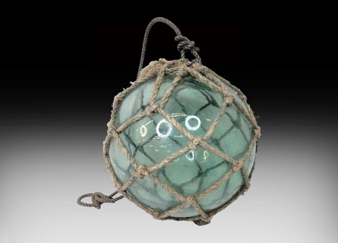 Image for December 2023 Employee Holiday Auction