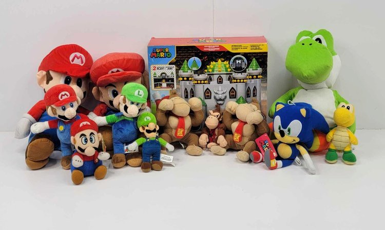 Image for December 2023 Toys & Collectibles Auction