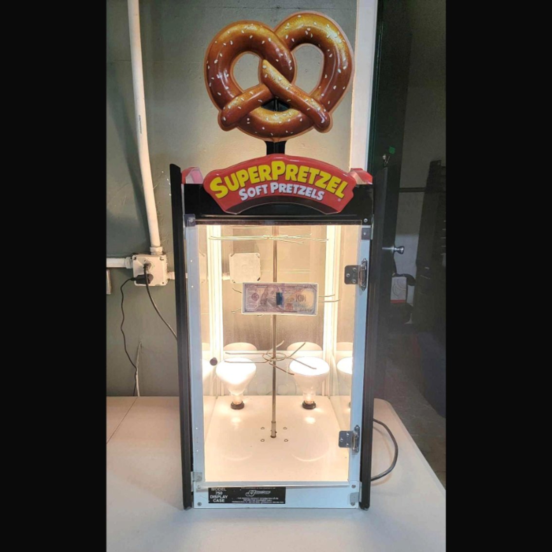 Image for M&M Distributors Liquidation Auction