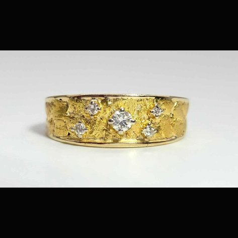 Image for Valentines Day 2024 Glamorous Gifts Auction