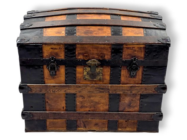 Image for August 2025 Fantastic Finds Auction