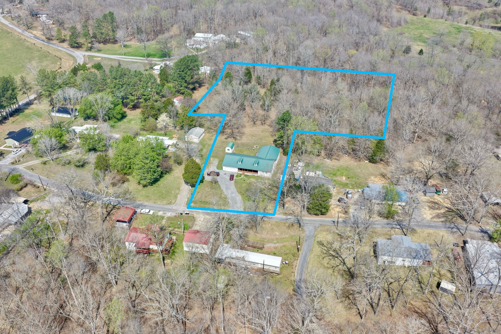 Image for Lake Area Real Estate & Personal Property Auction