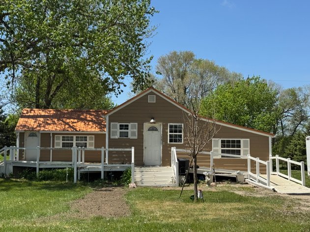 Image for Residential Corner Lot W/Home - Blunt SD ~ Aug 20th