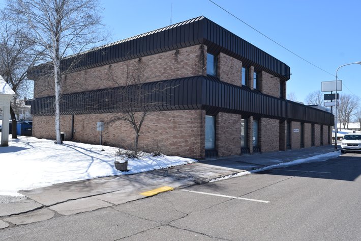 Image for 9000+ Sq Ft Commercial Building, Extensive Office Spaces, Asphalt Parking Lot, Downtown - Barron, WI