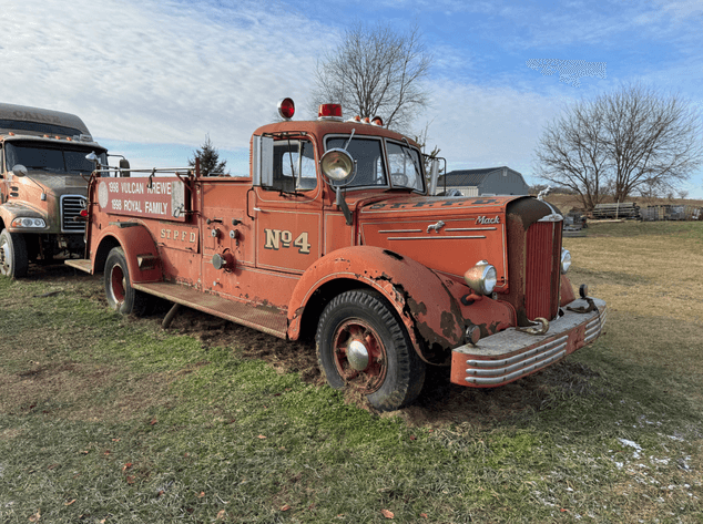 Image for LIVE/ONLINE Collection of Vintage Mack Trucks, Construction Equipment, Parts, & More– Janesville, WI