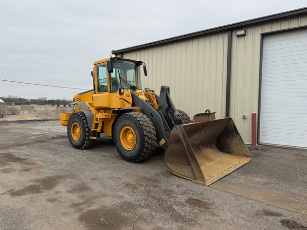 Image for 1 of 2 Roger Bowers & Sons Construction Company Retirement Auction - Excavating Equipment, Trucks, Trailers, & More - Kaukauna, WI