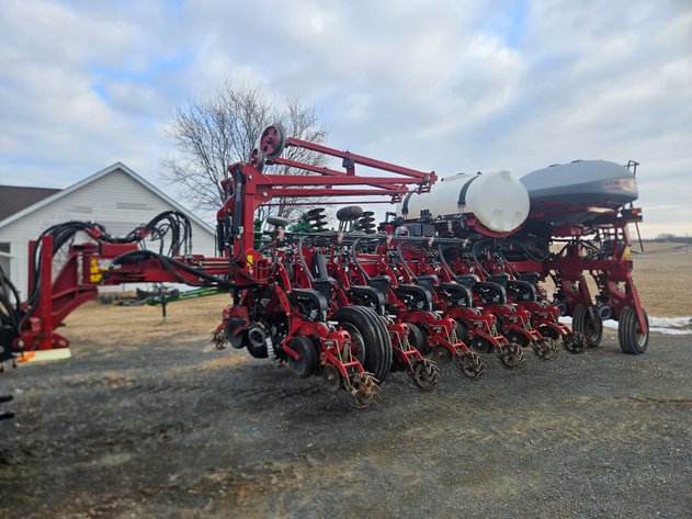 Image for Cottor Farms Retirement Auction - Case IH Tractors, 2150 Planter, Turbo Till & Sprayer - Osceola, WI