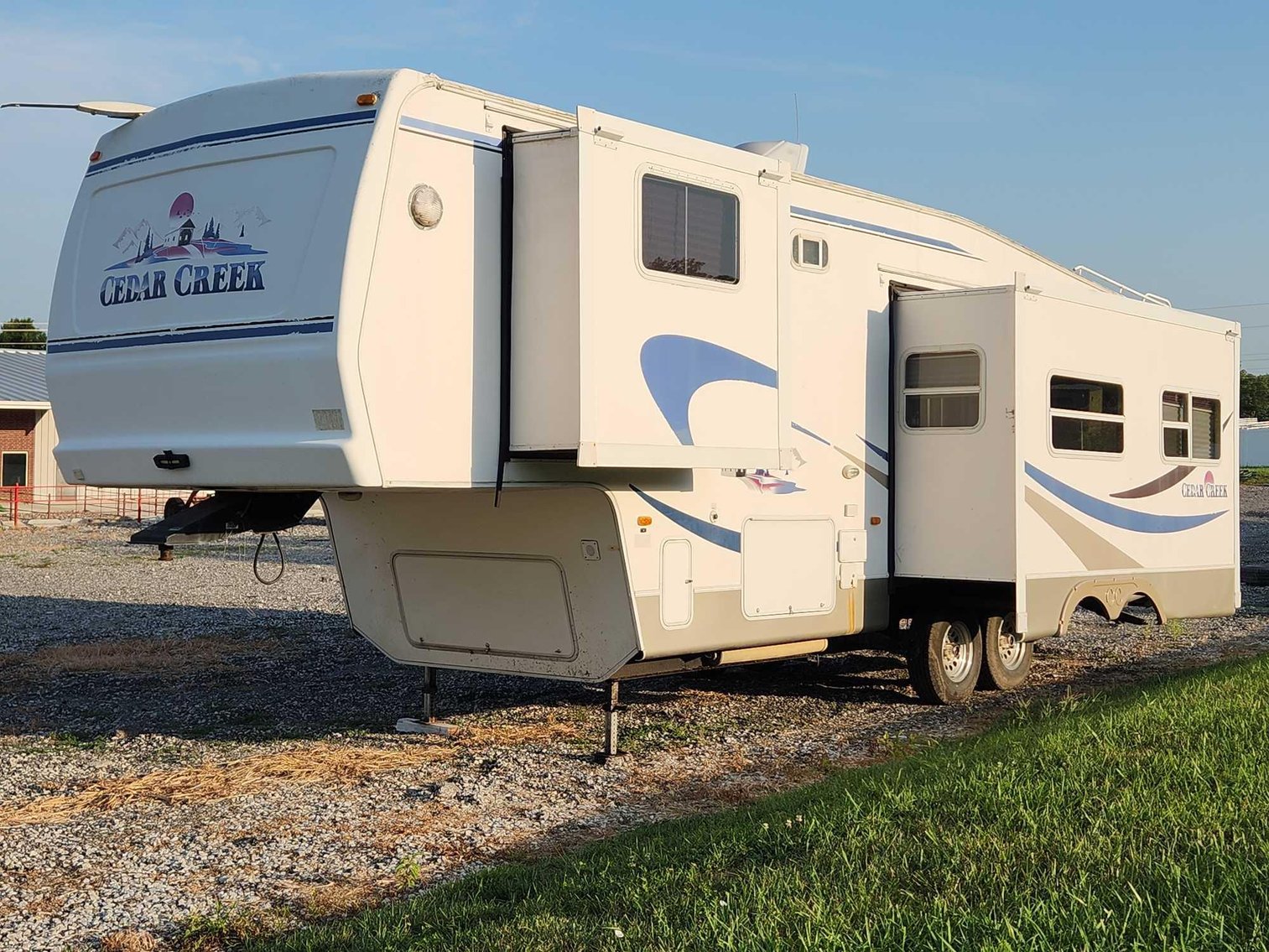 Image for Oldham Consignment Auction