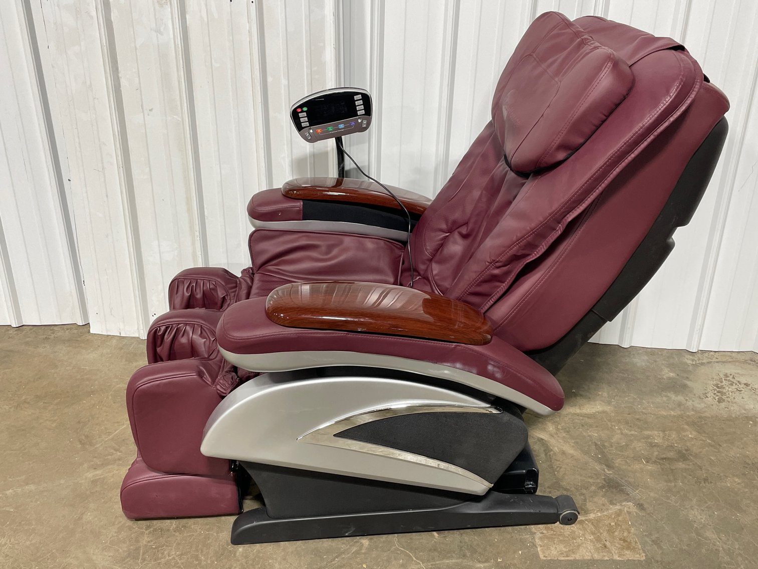 Image for Oldham Consignment Auction