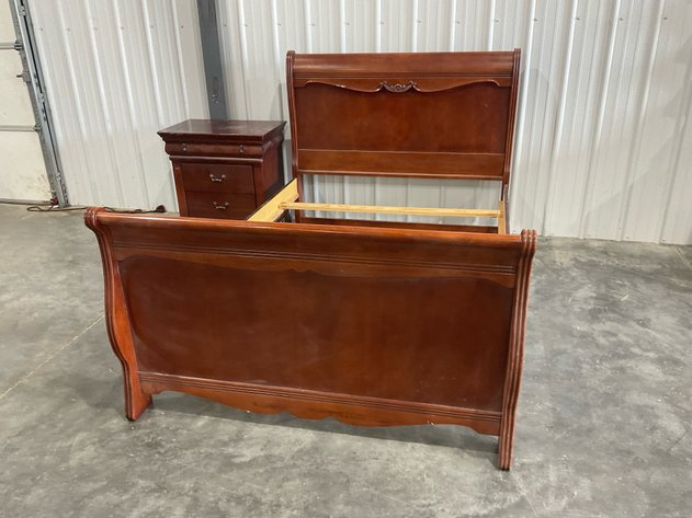 Image for Oldham Consignment Auction