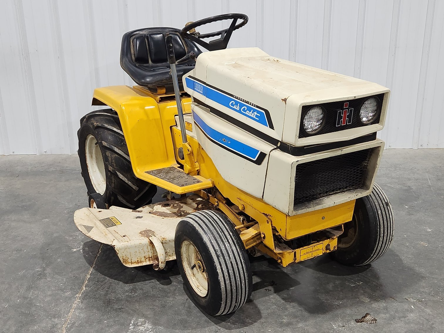 Image for Oldham Consignment Auction