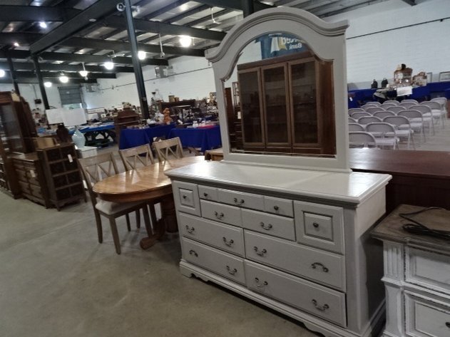 Image for Oct 16, 2025 Public Auction