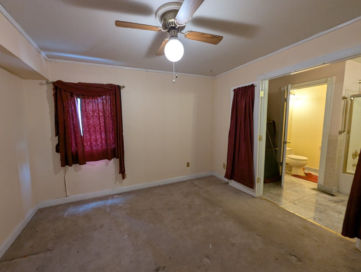 Image for 5 BR, 5 BA SINGLE FAMILY HOME/ 1 BLOCK OFF WATERFRONT/ 2 BLOCKS FROM MARINER COVE PARK