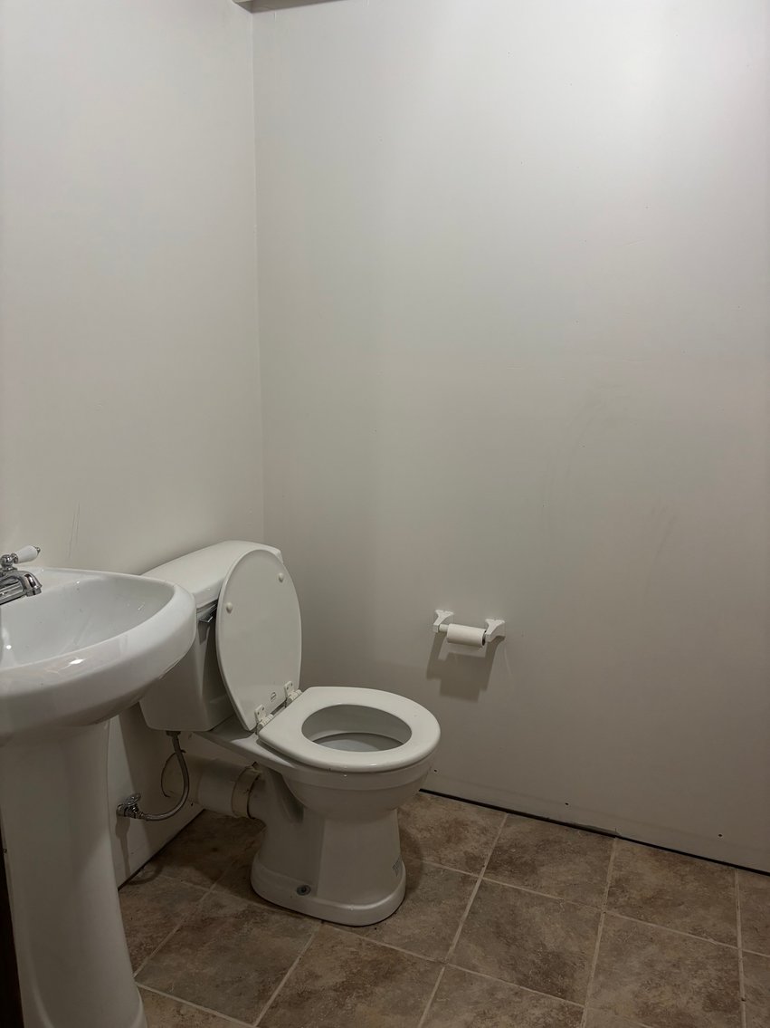 Image for 3 BR, 1 FULL BA, 2 HALF BATH RANCHER W/ DET. 2-CAR GARAGE W/ LEAN TO ON .76 +/- AC / PERSONAL PROPERTY TBS IN ONE LOT