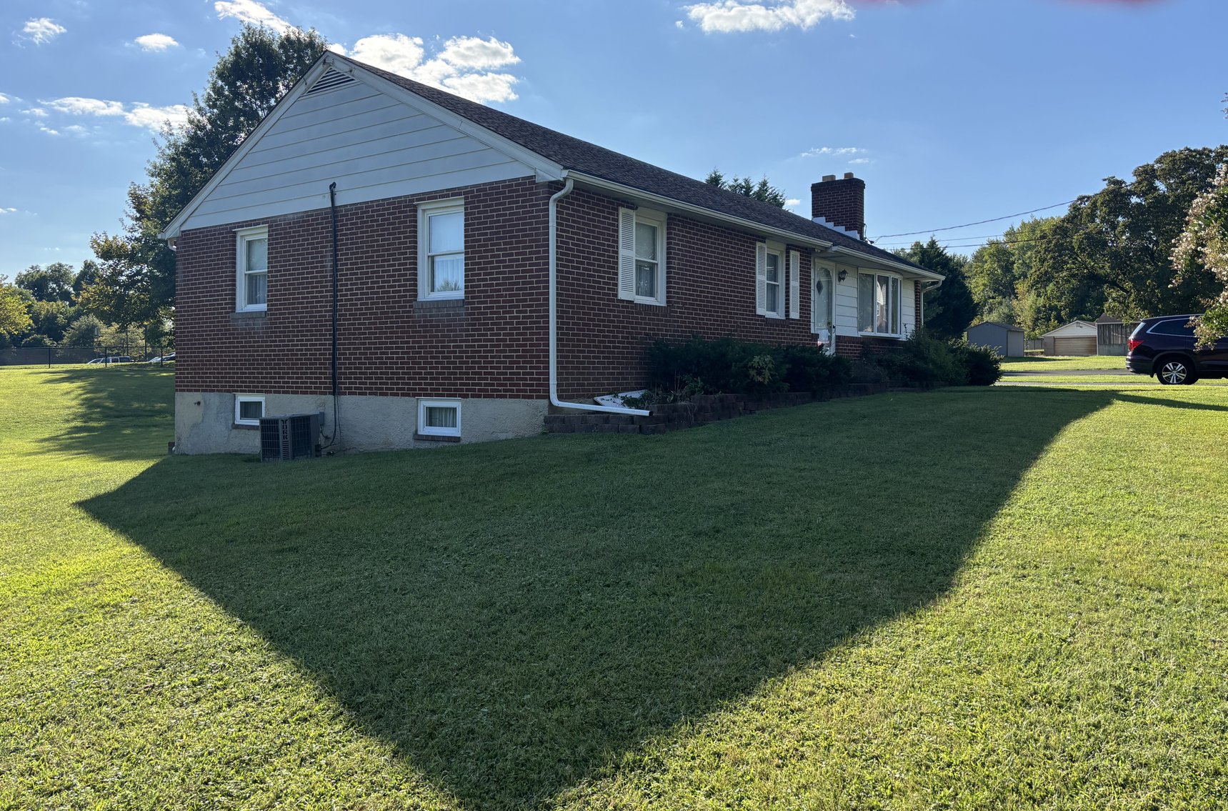 Image for 3 BR, 1 FULL BA, 2 HALF BATH RANCHER W/ DET. 2-CAR GARAGE W/ LEAN TO ON .76 +/- AC / PERSONAL PROPERTY TBS IN ONE LOT