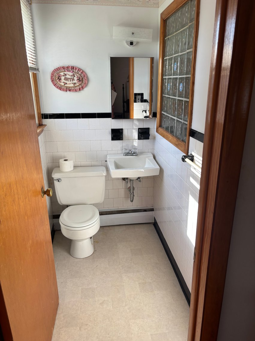 Image for 3 BR, 1 FULL BA, 2 HALF BATH RANCHER W/ DET. 2-CAR GARAGE W/ LEAN TO ON .76 +/- AC / PERSONAL PROPERTY TBS IN ONE LOT