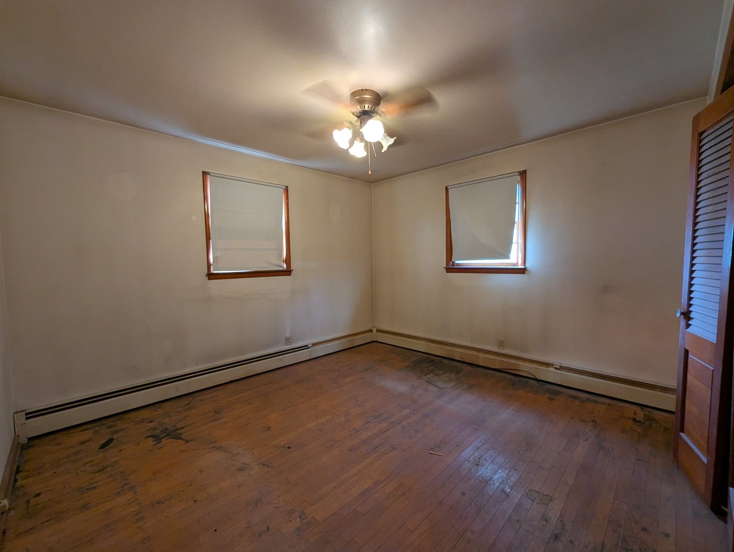 Image for 3 ADJOINING WATERFRONT PARCELS ~ 3BR HOME/ 2 PIERS/ 1.59 +/- TOTAL ACRES/ FISHING GEAR, COLLECTIBLES, HOUSEHOLD ITEMS, & TOOLS