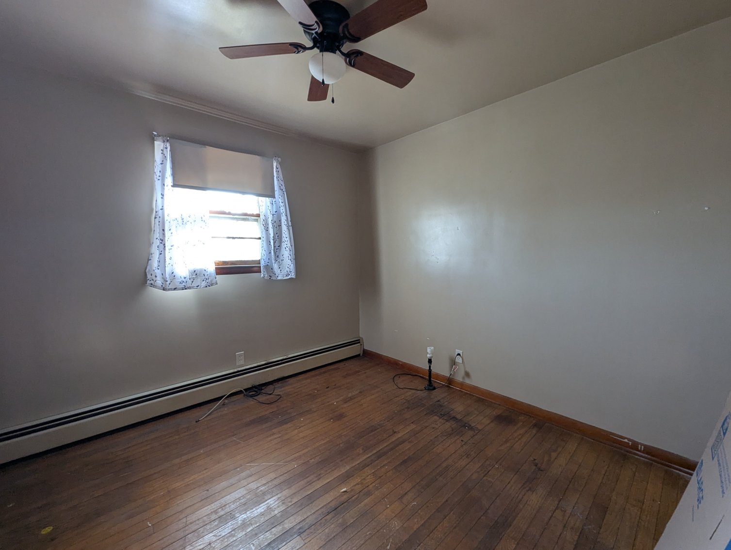 Image for 3 ADJOINING WATERFRONT PARCELS ~ 3BR HOME/ 2 PIERS/ 1.59 +/- TOTAL ACRES/ FISHING GEAR, COLLECTIBLES, HOUSEHOLD ITEMS, & TOOLS