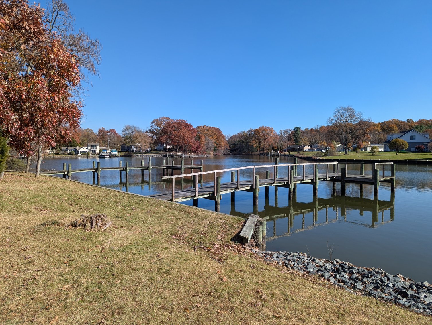 Image for 3 ADJOINING WATERFRONT PARCELS ~ 3BR HOME/ 2 PIERS/ 1.59 +/- TOTAL ACRES/ FISHING GEAR, COLLECTIBLES, HOUSEHOLD ITEMS, & TOOLS