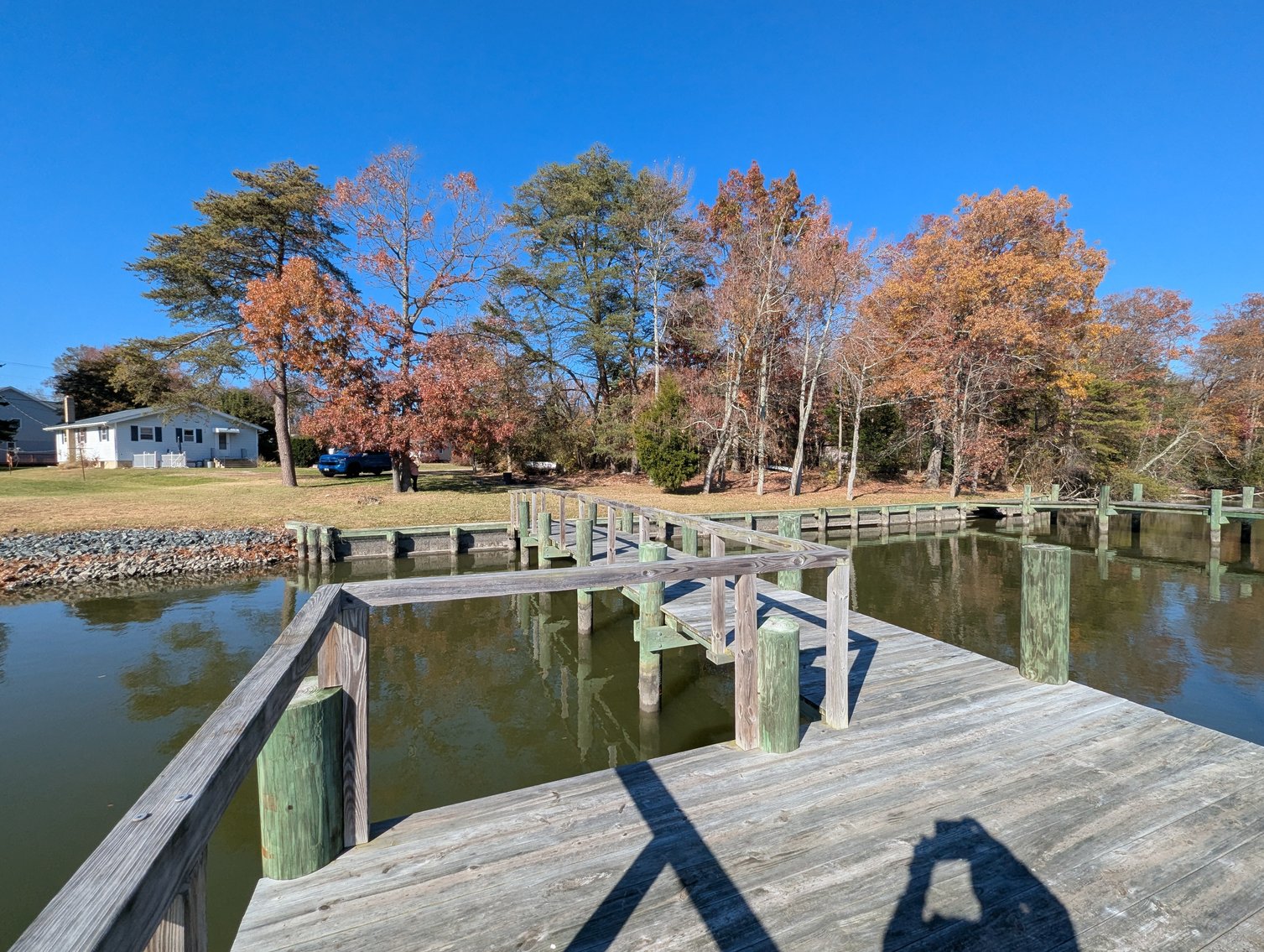 Image for 3 ADJOINING WATERFRONT PARCELS ~ 3BR HOME/ 2 PIERS/ 1.59 +/- TOTAL ACRES/ FISHING GEAR, COLLECTIBLES, HOUSEHOLD ITEMS, & TOOLS