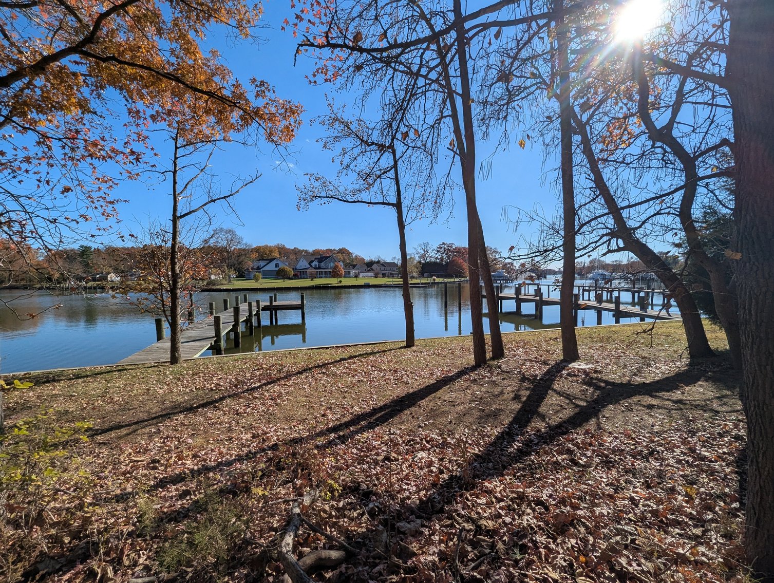 Image for 3 ADJOINING WATERFRONT PARCELS ~ 3BR HOME/ 2 PIERS/ 1.59 +/- TOTAL ACRES/ FISHING GEAR, COLLECTIBLES, HOUSEHOLD ITEMS, & TOOLS