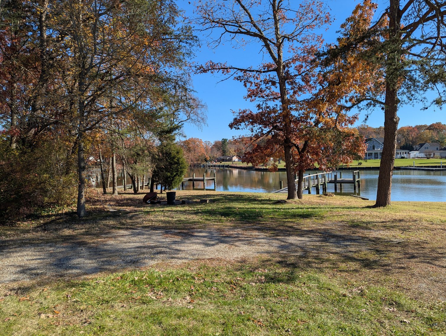 Image for 3 ADJOINING WATERFRONT PARCELS ~ 3BR HOME/ 2 PIERS/ 1.59 +/- TOTAL ACRES/ FISHING GEAR, COLLECTIBLES, HOUSEHOLD ITEMS, & TOOLS