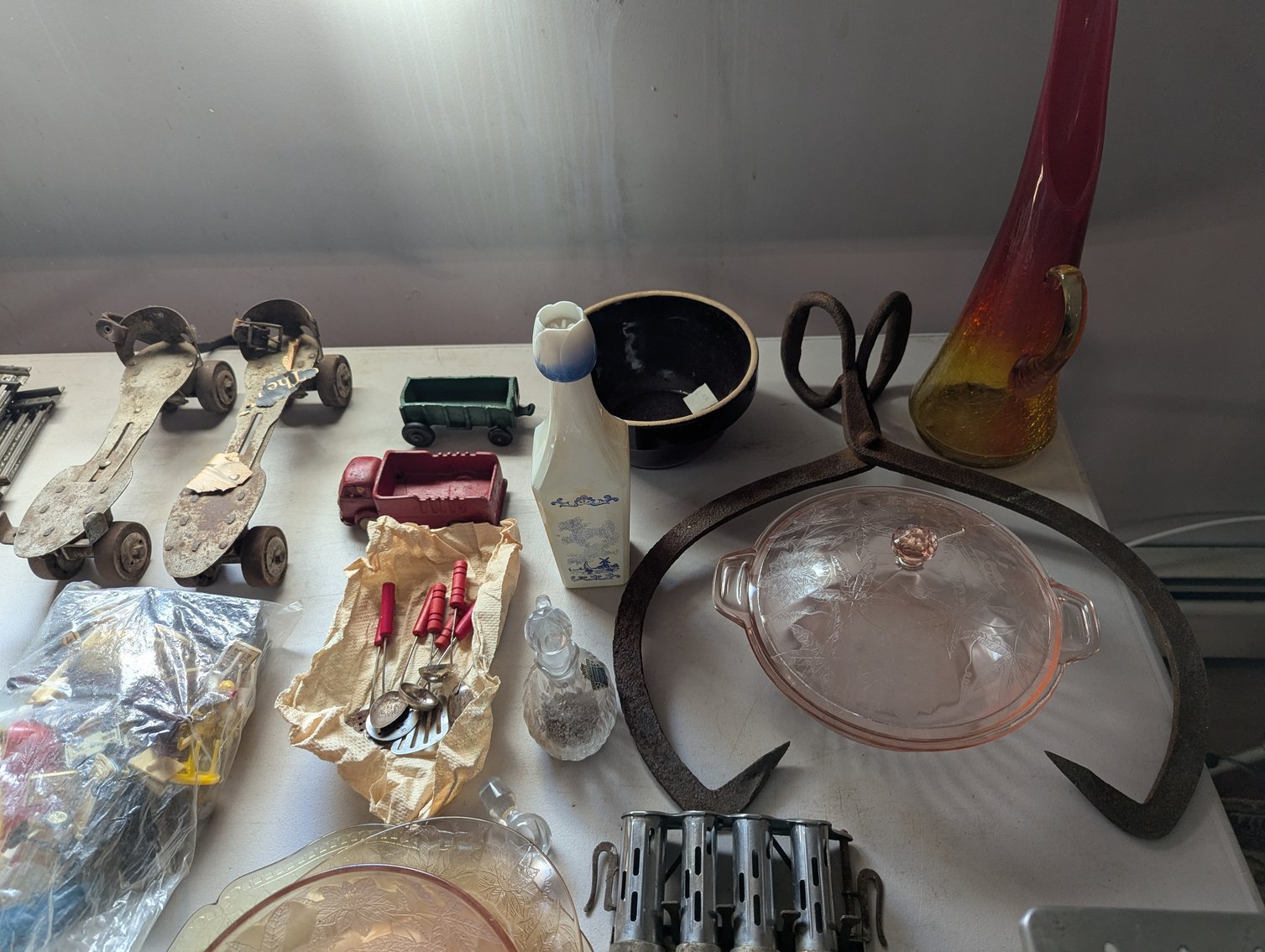 Image for 3 ADJOINING WATERFRONT PARCELS ~ 3BR HOME/ 2 PIERS/ 1.59 +/- TOTAL ACRES/ FISHING GEAR, COLLECTIBLES, HOUSEHOLD ITEMS, & TOOLS