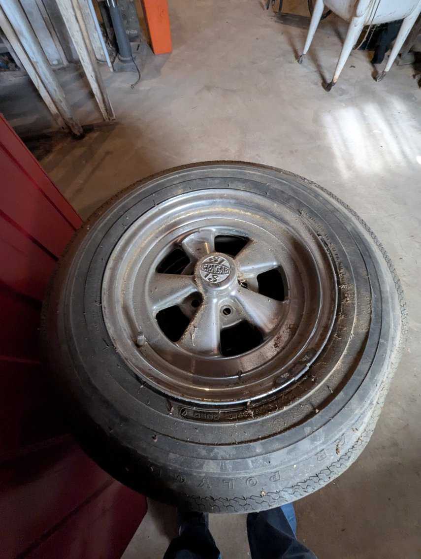 Image for 3 ADJOINING WATERFRONT PARCELS ~ 3BR HOME/ 2 PIERS/ 1.59 +/- TOTAL ACRES/ FISHING GEAR, COLLECTIBLES, HOUSEHOLD ITEMS, & TOOLS