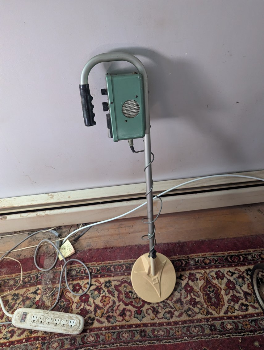 Image for 3 ADJOINING WATERFRONT PARCELS ~ 3BR HOME/ 2 PIERS/ 1.59 +/- TOTAL ACRES/ FISHING GEAR, COLLECTIBLES, HOUSEHOLD ITEMS, & TOOLS