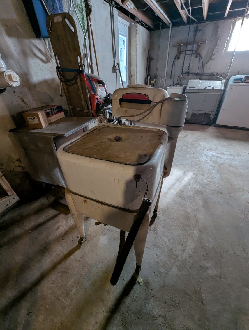 Image for 3 ADJOINING WATERFRONT PARCELS ~ 3BR HOME/ 2 PIERS/ 1.59 +/- TOTAL ACRES/ FISHING GEAR, COLLECTIBLES, HOUSEHOLD ITEMS, & TOOLS