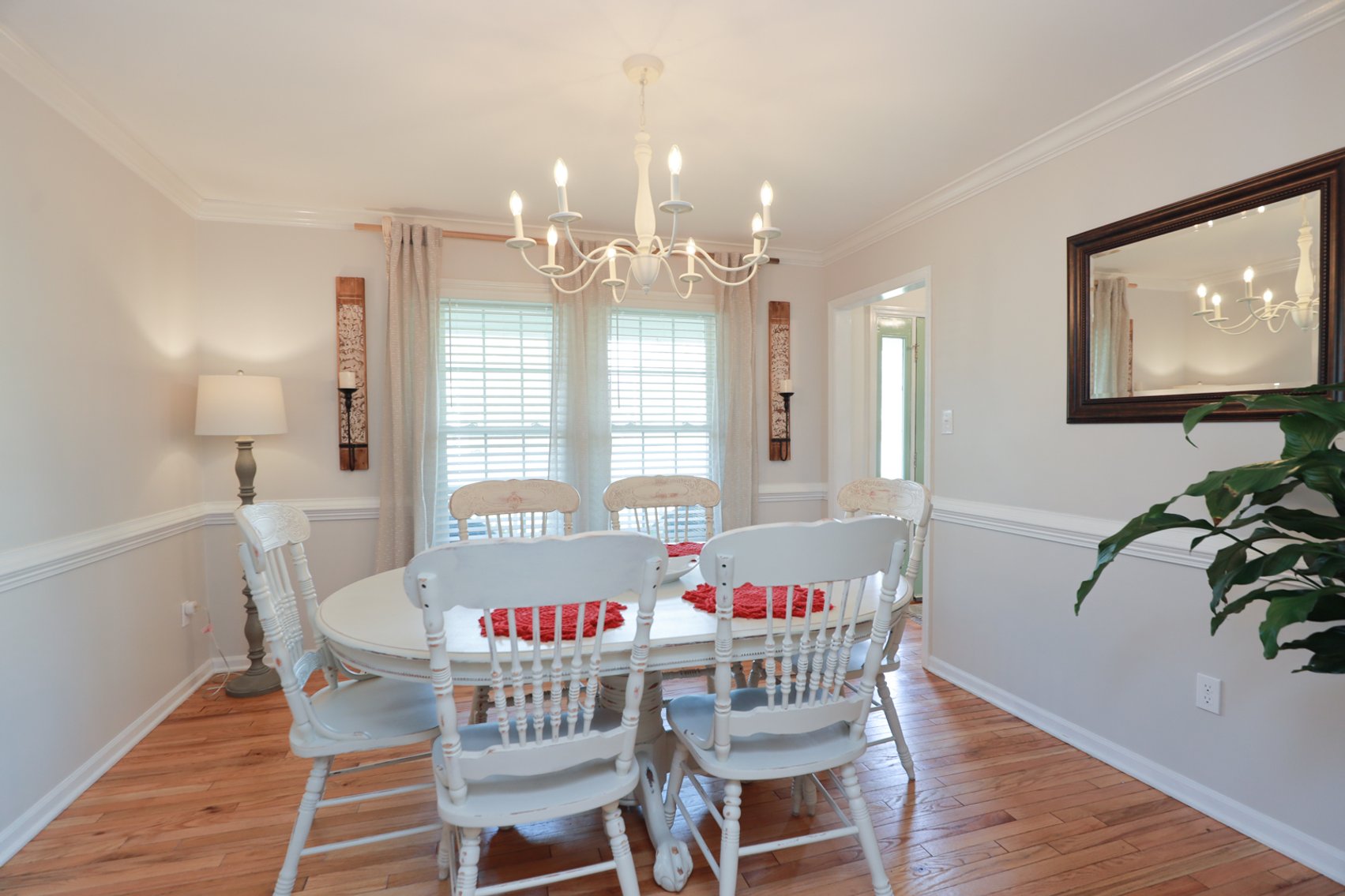 Image for 4BR/2.5BA Home Auction in Richmond's West End - 2035 Cambridge Dr