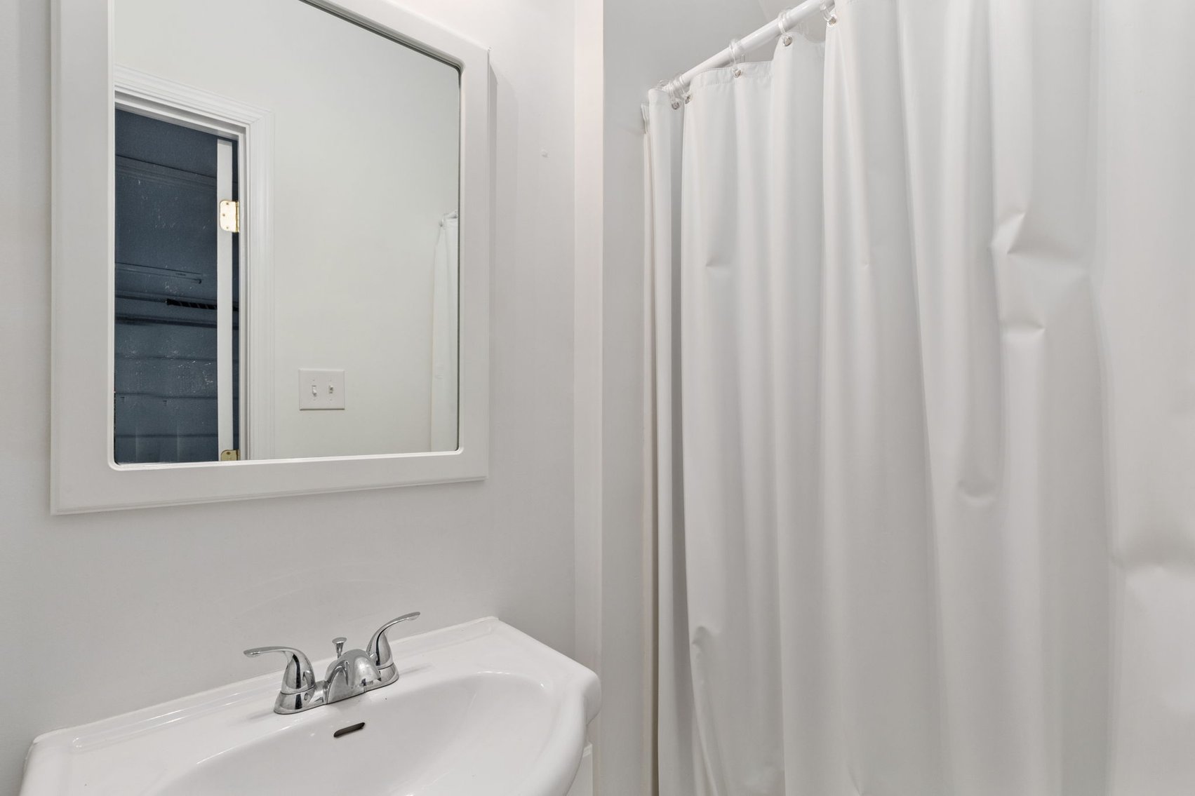 Image for 4 Bed/2.5 Bath 3,448 sq ft Home in Short Pump - 11909 Marnelan Dr