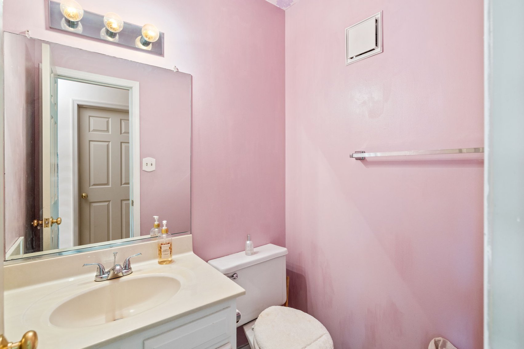 Image for 1908 Thornbury Ct, Henrico, VA 23233 - CANCELLED, Seller Accepted Early Contract