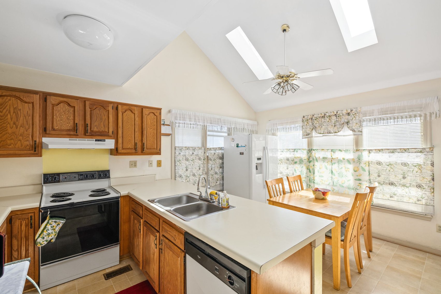 Image for 1908 Thornbury Ct, Henrico, VA 23233 - CANCELLED, Seller Accepted Early Contract