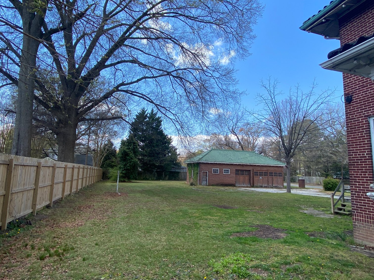 Image for Richmond VA - 2,792 SF Former Nursing Home - Zoned R-48 Multi Family Residential - 3822 Chamberlayne AVE