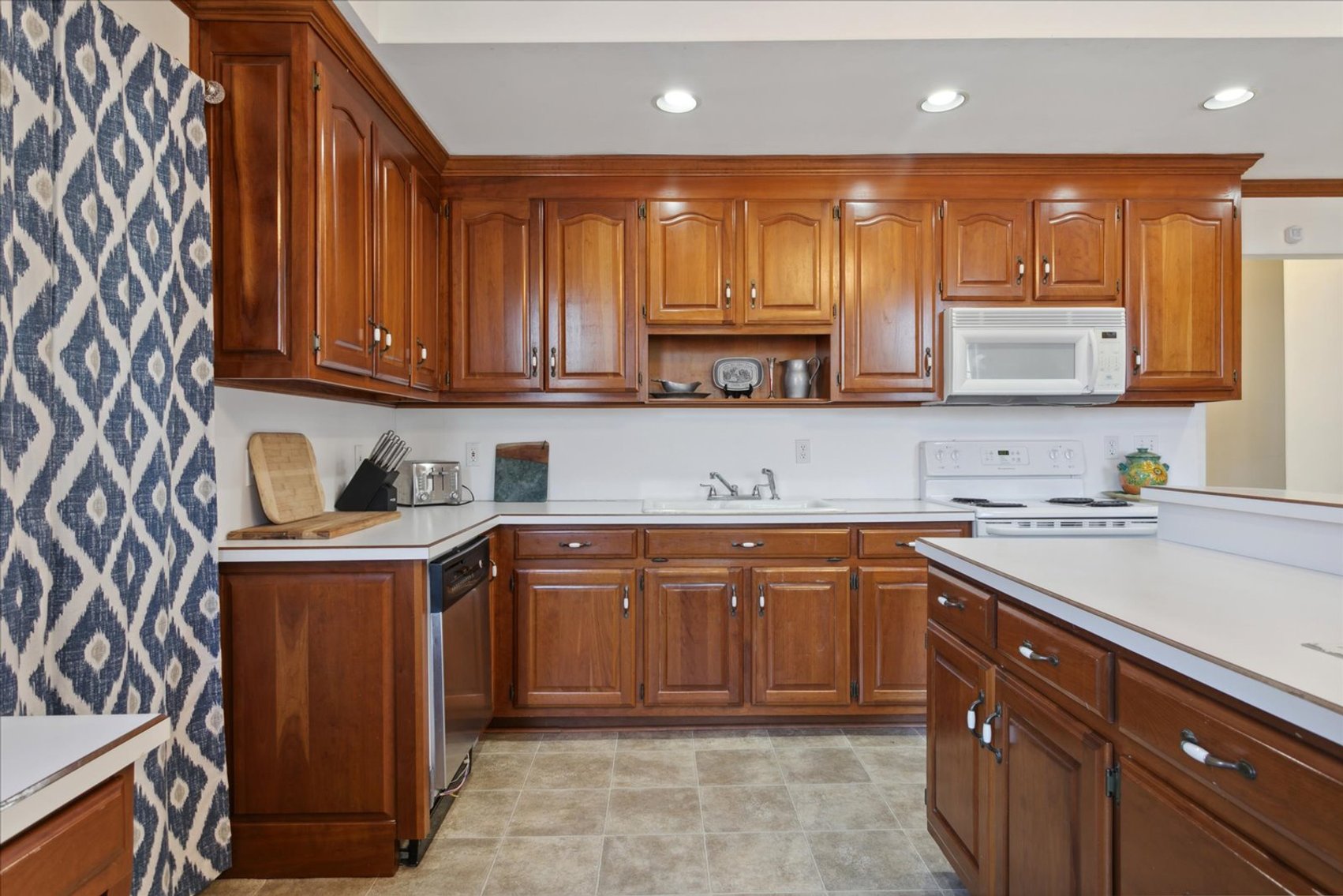 Image for Mathews VA - Income Producing Airbnb & Wedding Venue 6,500 SF, 8 BR, 5.5 BA - Renovated Historic Greek Revival Style Home - 10941 Buckley Hall Rd. Mathews VA 23109