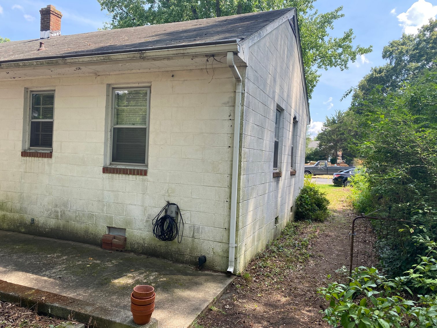 Image for Selling for the Estate of Catherine Butler - Henrico VA - 2 Bedroom Single Family Ranch Style Home - 722 Ratcliffe Ave.